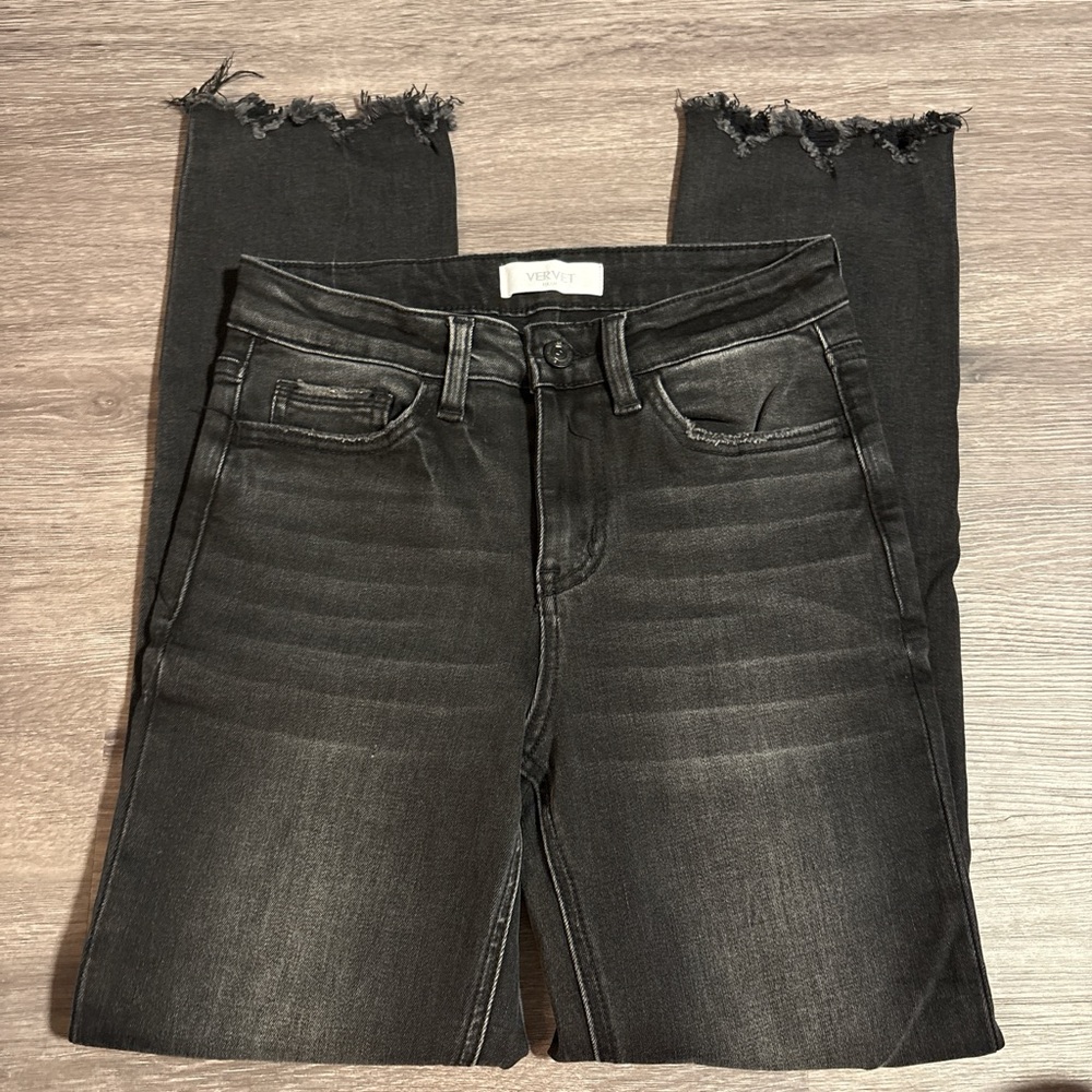 Vervet Black Distressed Jeans